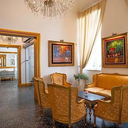 فندق Assenzio 4*