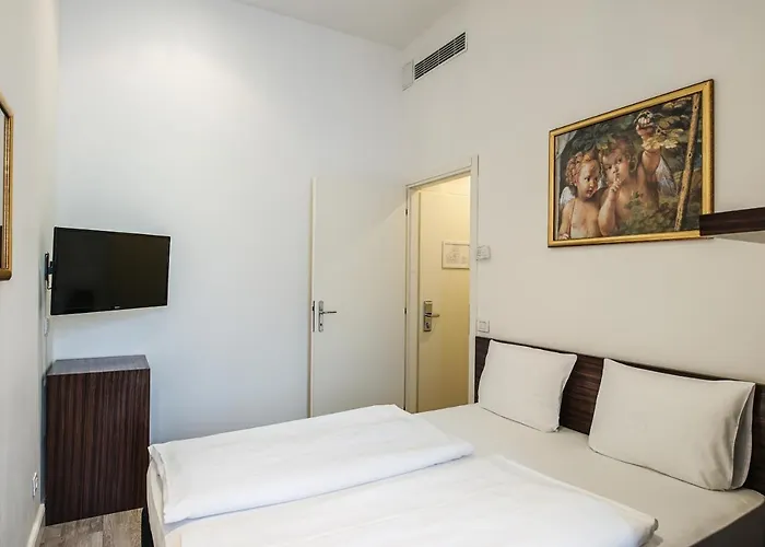 Assenzio Hotell 4*